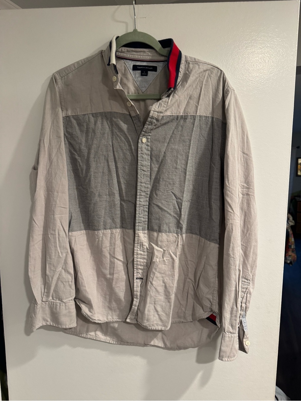 Tommy Hilfiger Button-Up Shirt in Light Gray - medium - 100% cotton